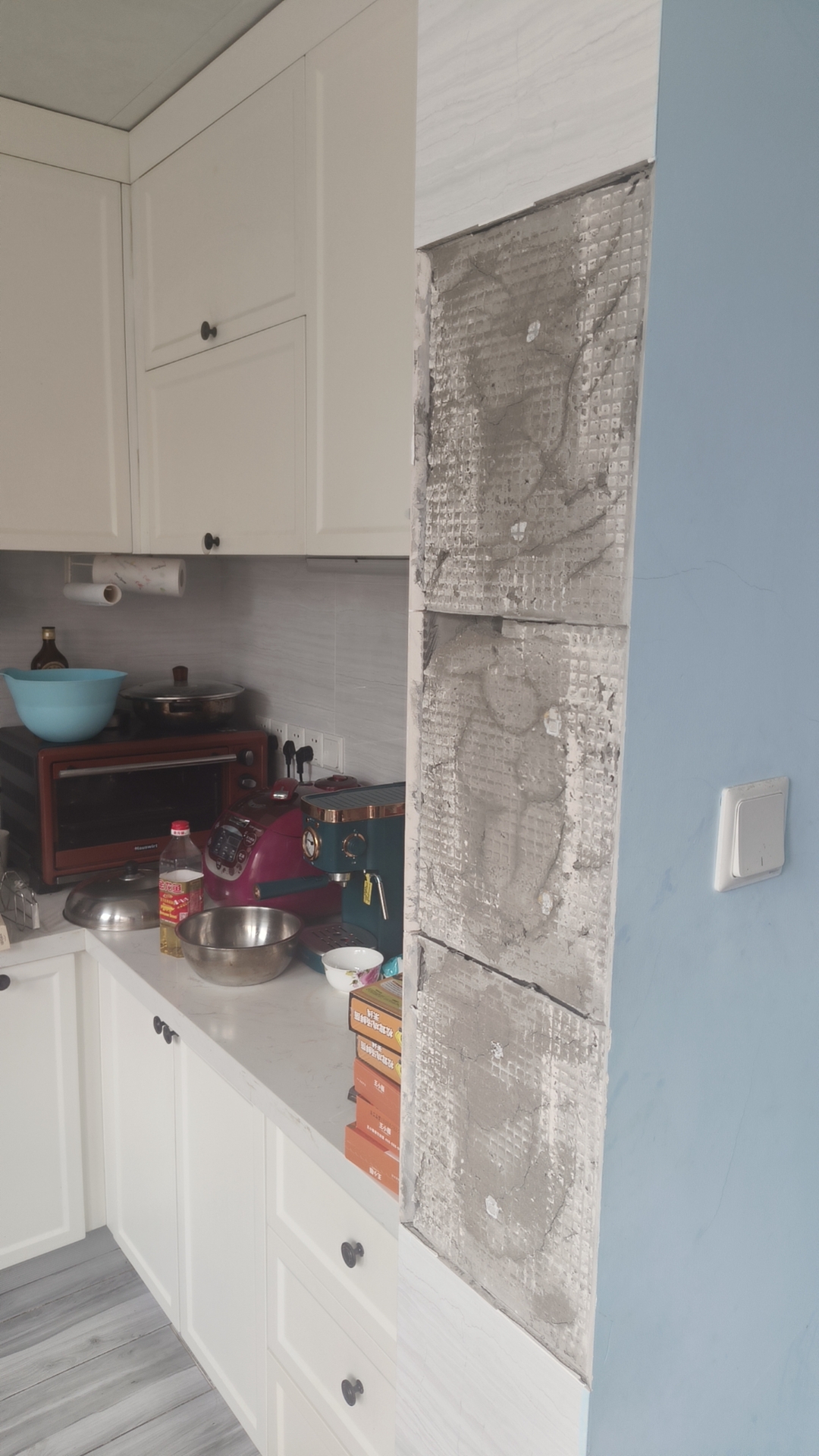 厨房瓷砖空了怎么修理视频(厨房瓷砖空了怎么修理视频教学) 厨房瓷砖空了怎么修理视频(厨房瓷砖空了怎么修理视频教学)